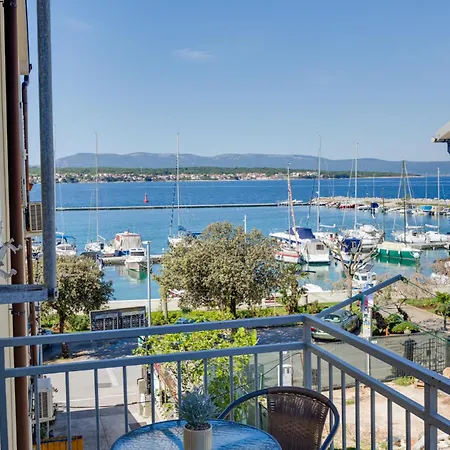 Apartment Center