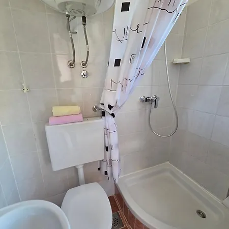 Apartment Center Malinska